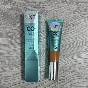 IT Cosmetics CC+ Oil-Free Matte Foundation - Deep